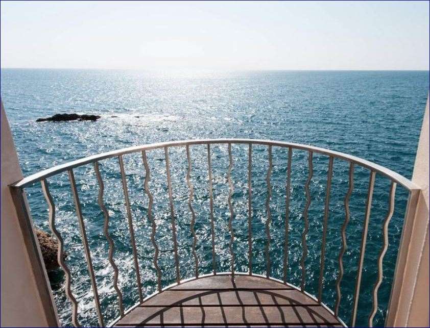 Cap Estel 5*