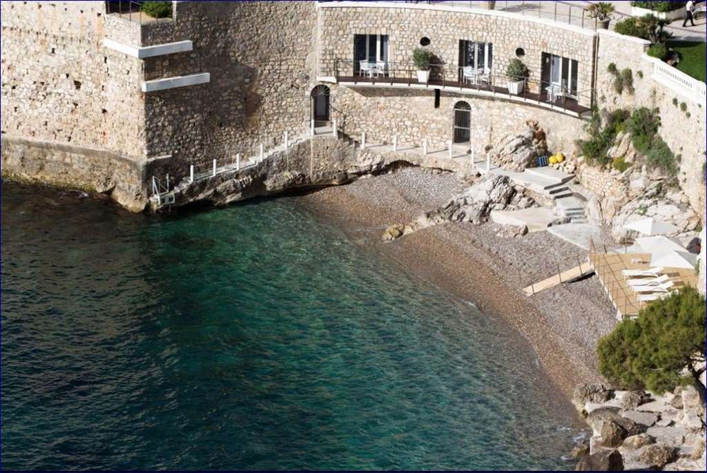 Cap Estel 5*
